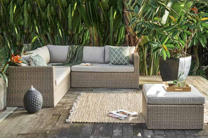 Salon de jardin en résine tressée, LEÏLA